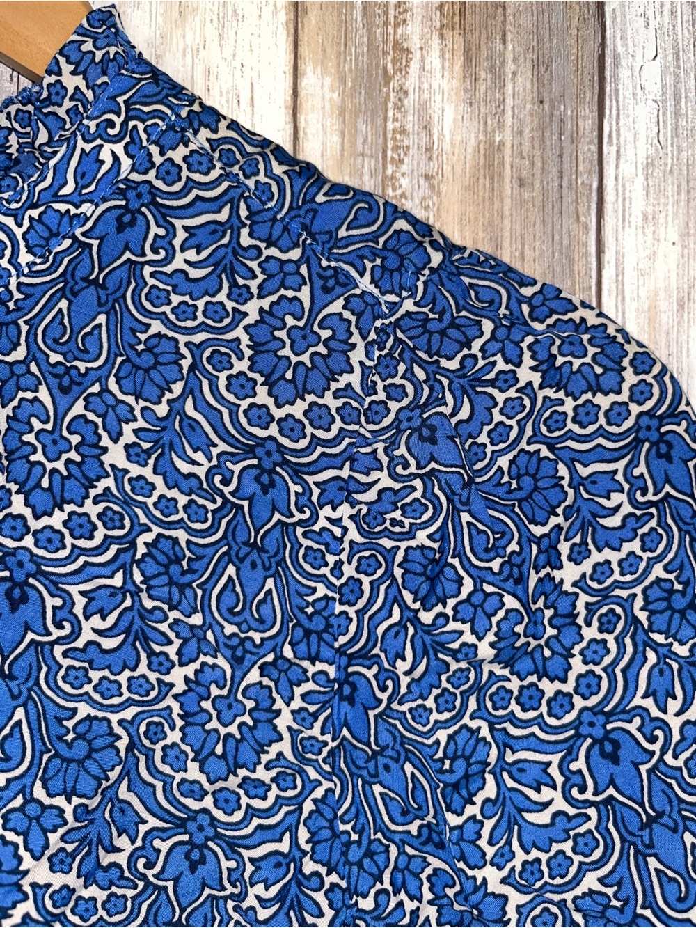 Talbots Ruffle Button Front Top Woodland Damask Blue Floral Small S - Picture 6 of 8